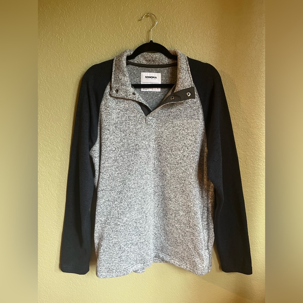 Sonoma Men’s Grey and Navy Blue Pullover Sweater Sweatshirt, Size Large